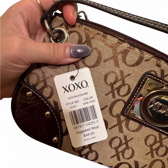 XOXO Logo Pattern Wristlet in Brown and Tan . Y2K style NWT - Picture 5 of 7